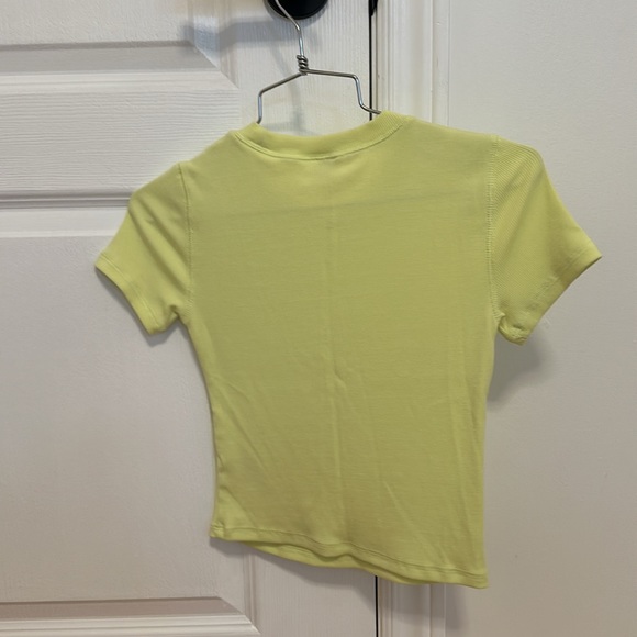 Wilfred free go-to short sleeve - Picture 2 of 2